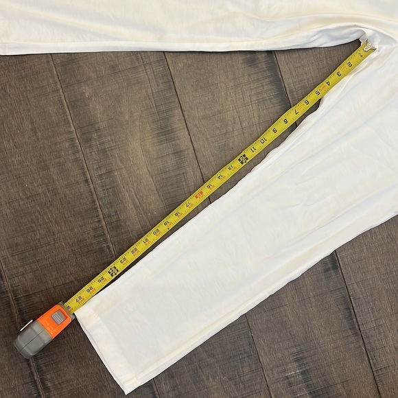 AS NEW HIGH WAISTED SHEGGY WHITE SUIT - Picture 8 of 17